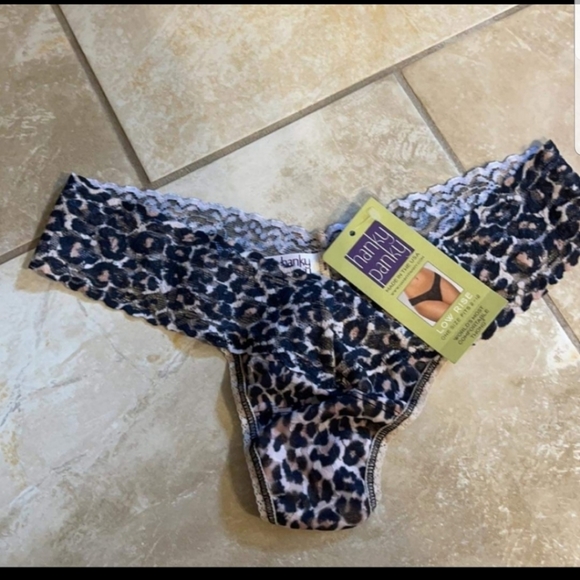 NEW! HANKY PANKY Classic leopard lowrise thong 1 pair - Picture 3 of 5